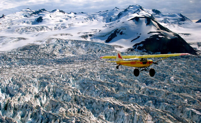 alaska ultima thule lodge glacier flight