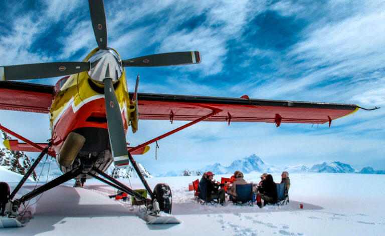 alaska ultima thule lodge glacier landing lunch