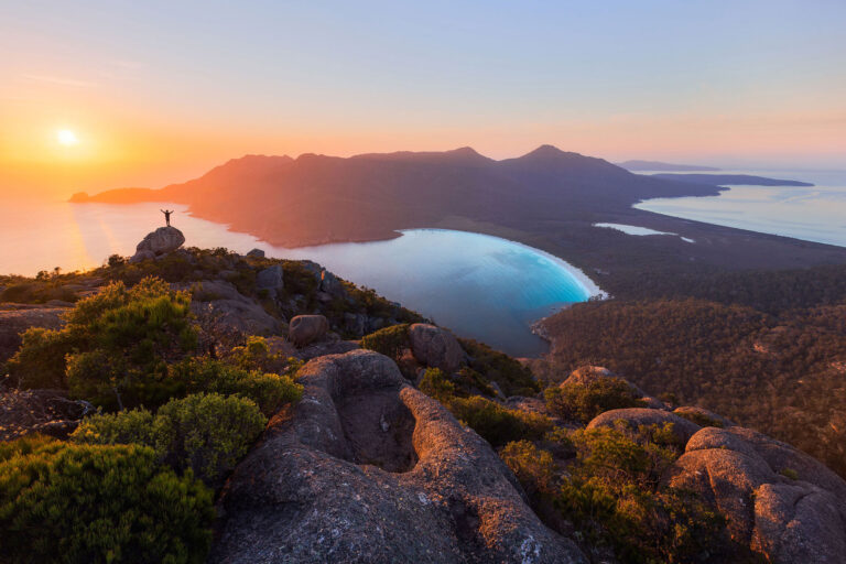 australia tasmania wineglass bay sunset ttas