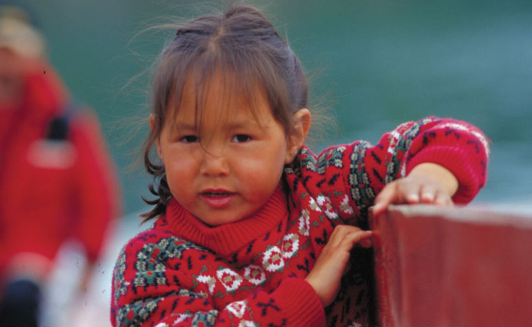 greenland inuit child vg