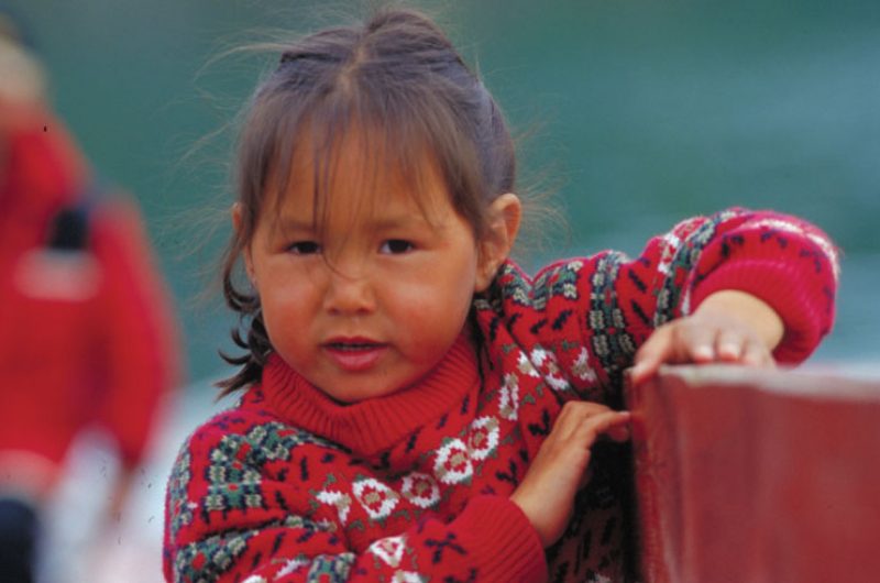 greenland inuit child vg
