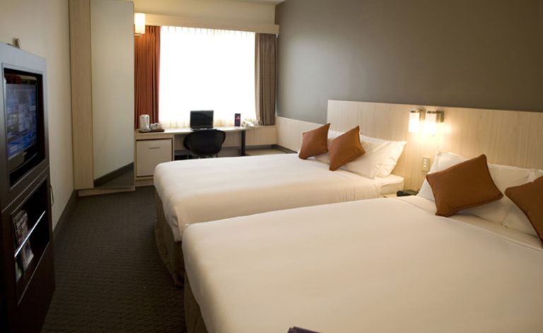 hotel ibis wellington twin room