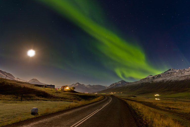 iceland snaefellsnes northern lights full moon rth