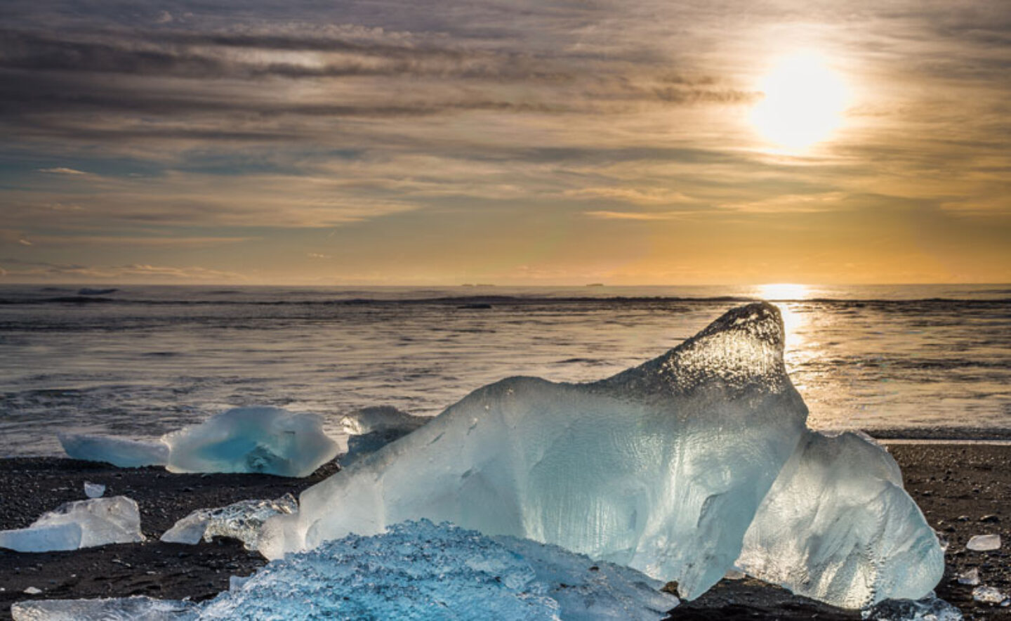 iceland south east iceberg beach sunset rth