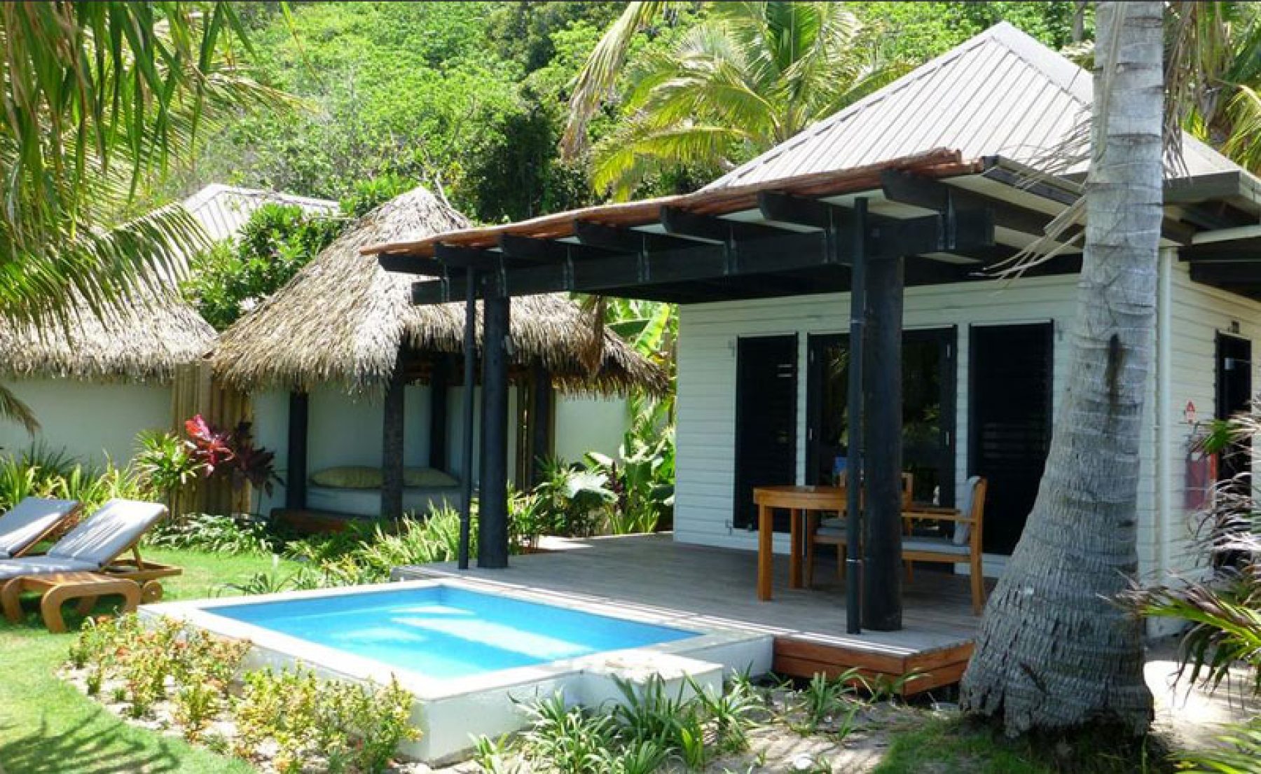 matamanoa island resort villa exterior