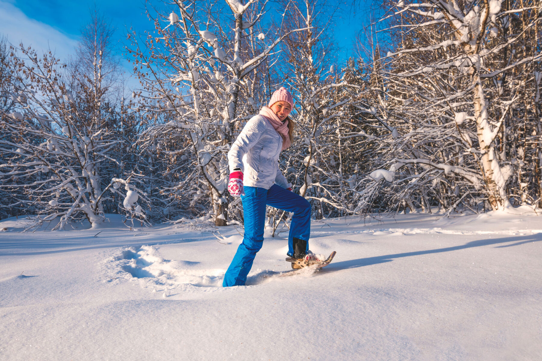 sweden lapland snowshoeing woman adstk