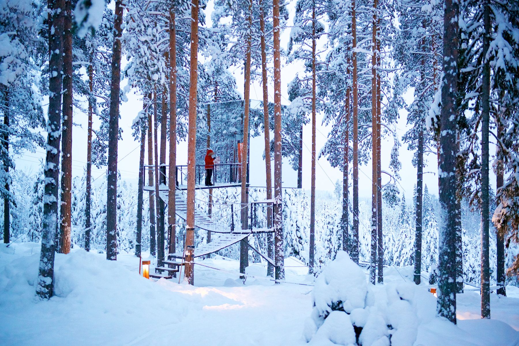 sweden lapland treehotel mirror cube gr