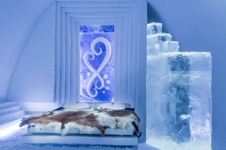 swedish lapland icehotel27 art suite infinitie love