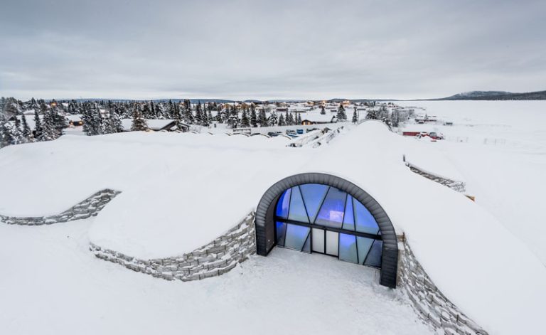 swedish lapland icehotel365 exterior entrance 1617 ih