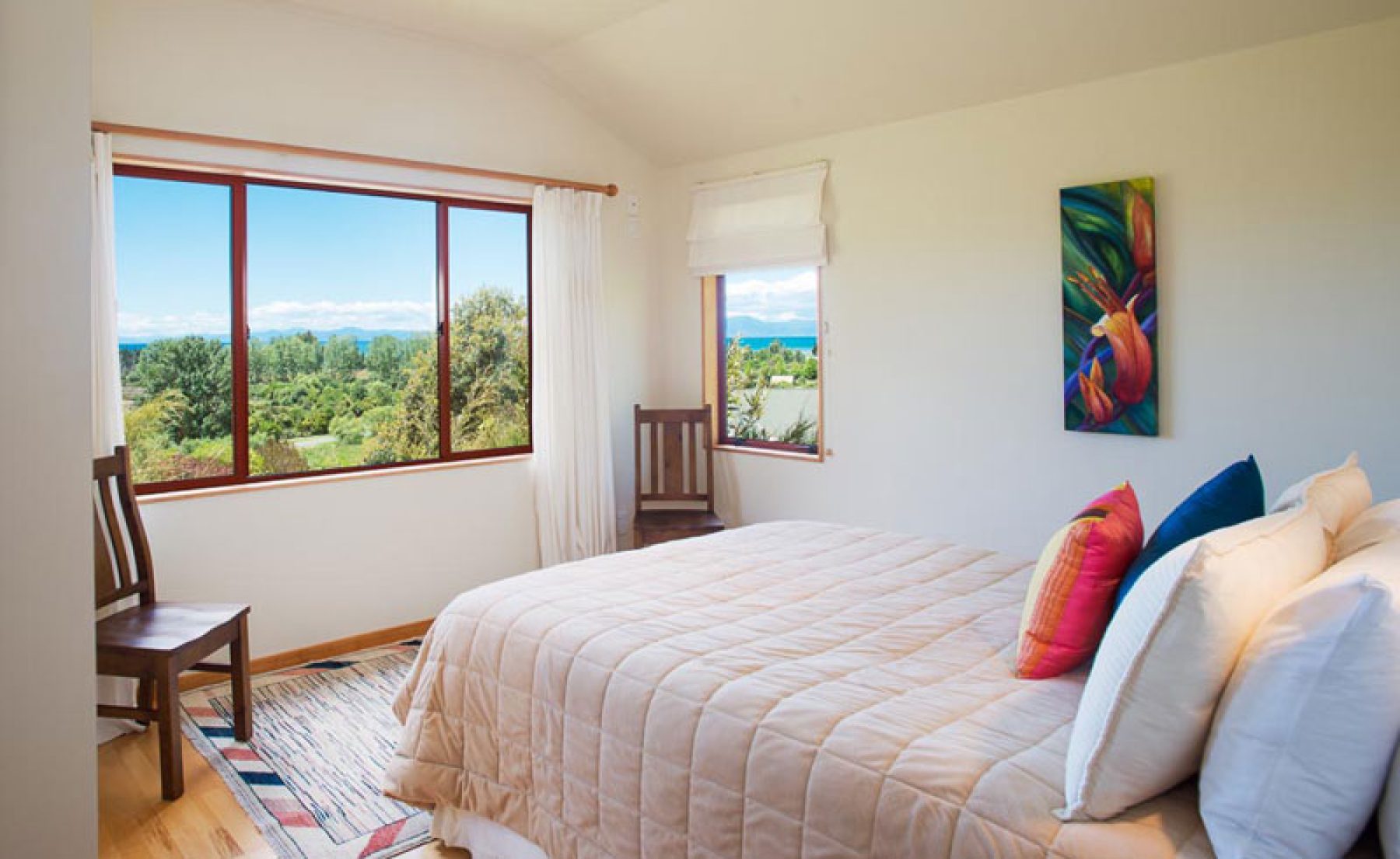 abel tasman ocean view chalets bedroom