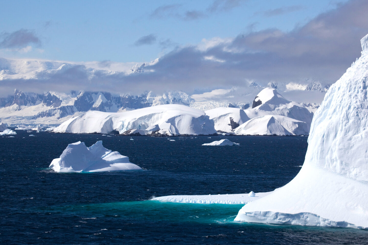 antarctica gerlache strait istk