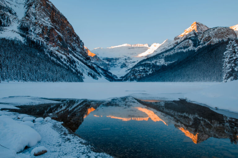 canada alberta lake louise winter reflection istk