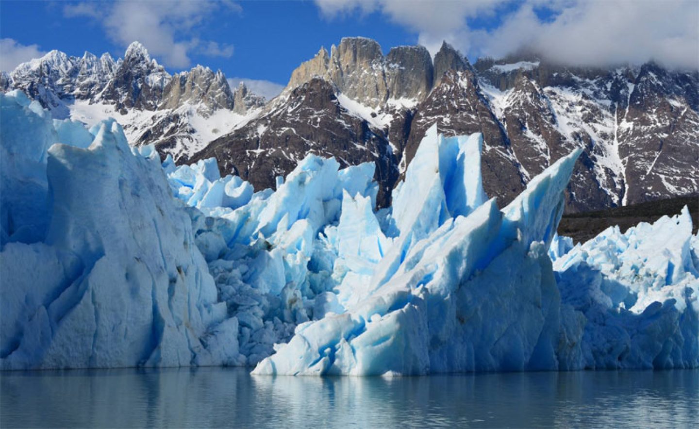 chile patagonia glaciers blue ice