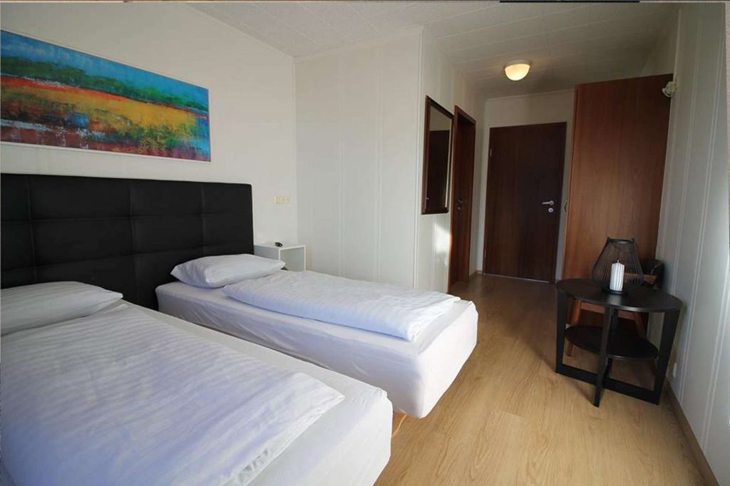 edu iecland hotel cabin twin bedroom
