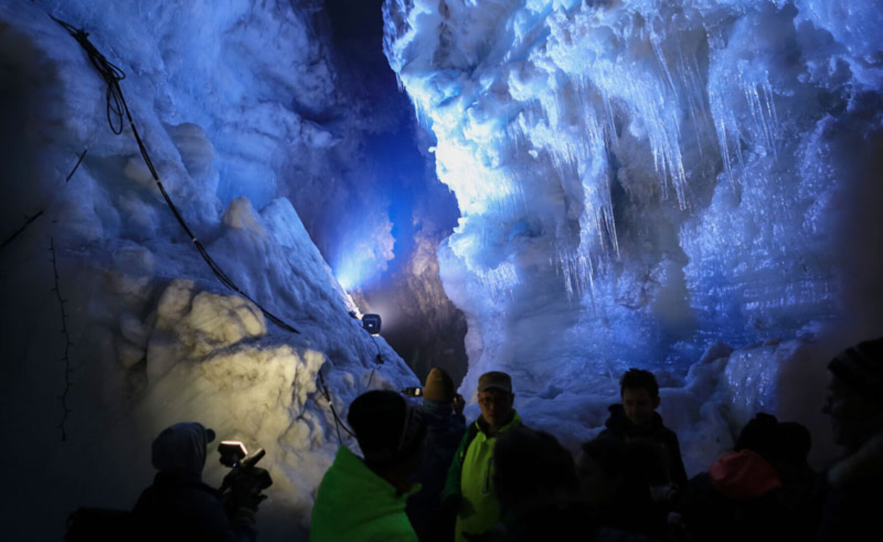 iceland langjokull ice cave4 rg