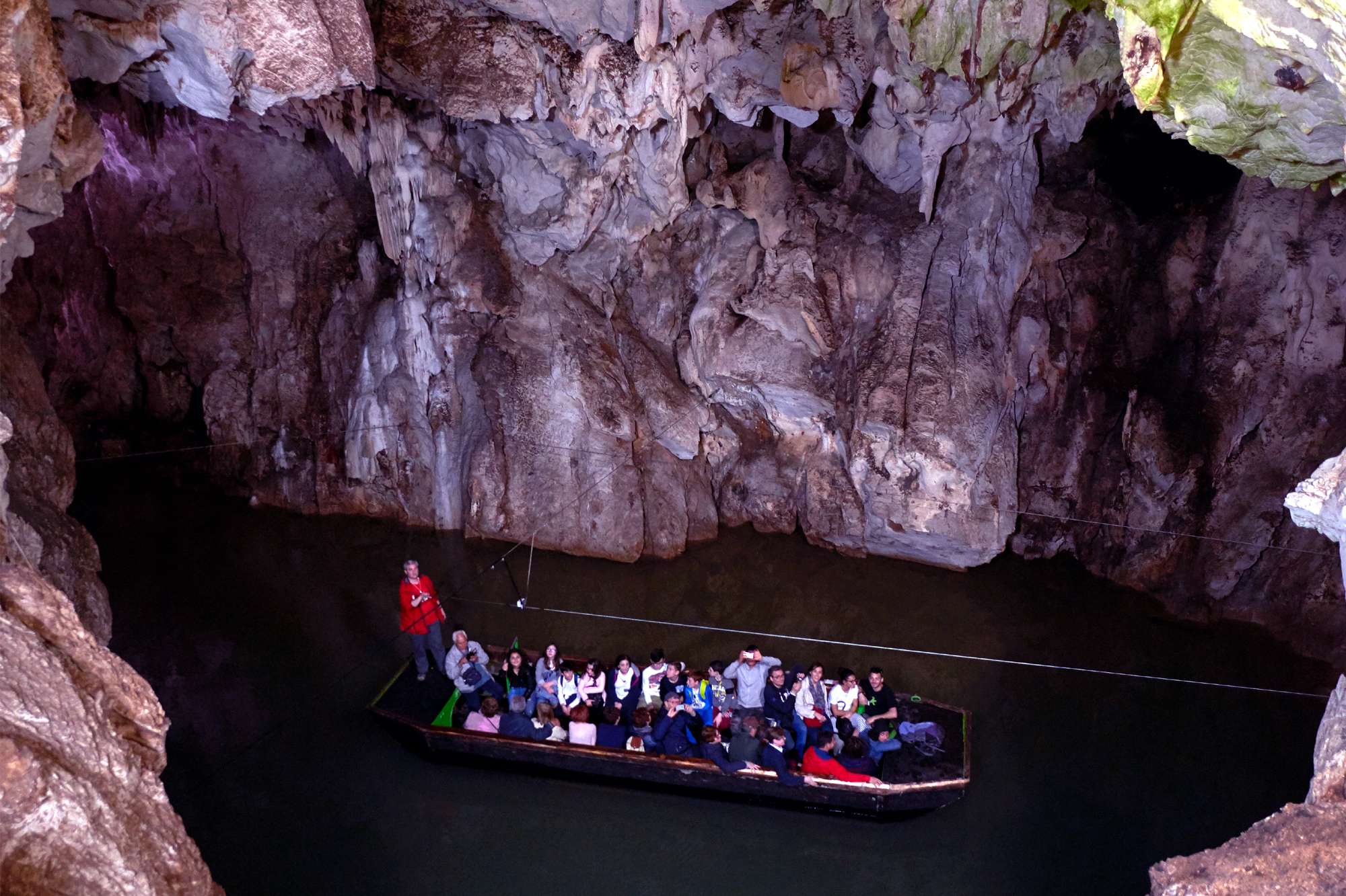 italy naples pertosa cave boat
