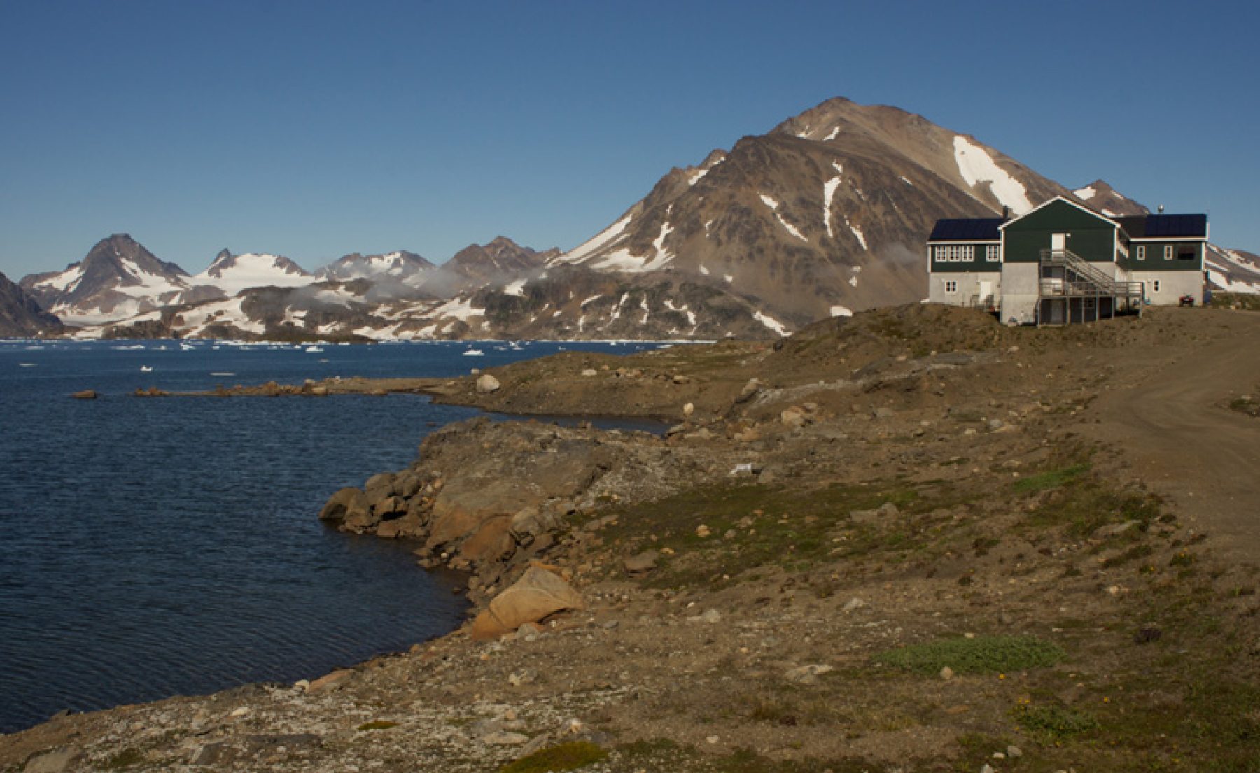 hotel kulusuk fjord location