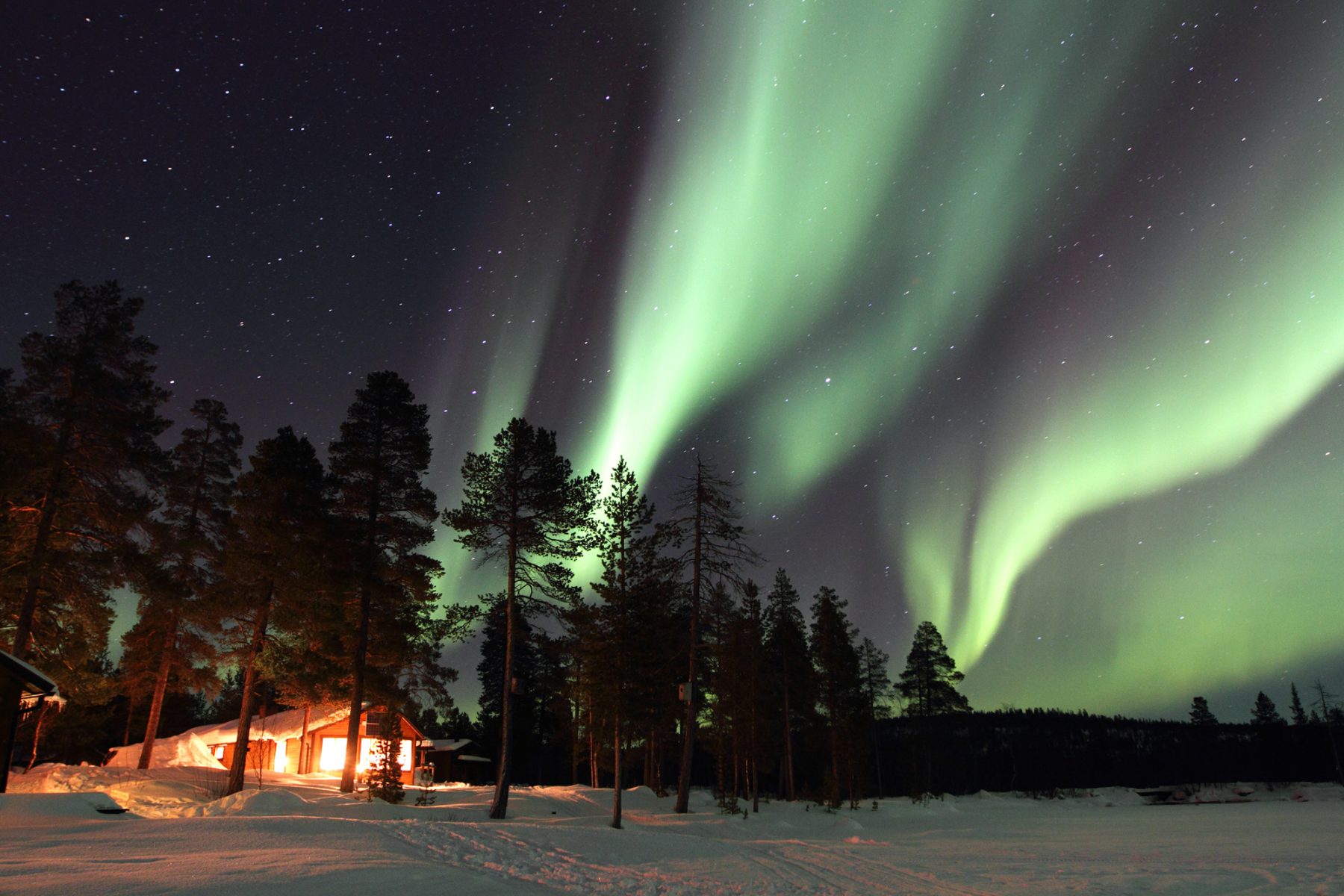 swedish lapland wilderness lodge aurora borealis wg