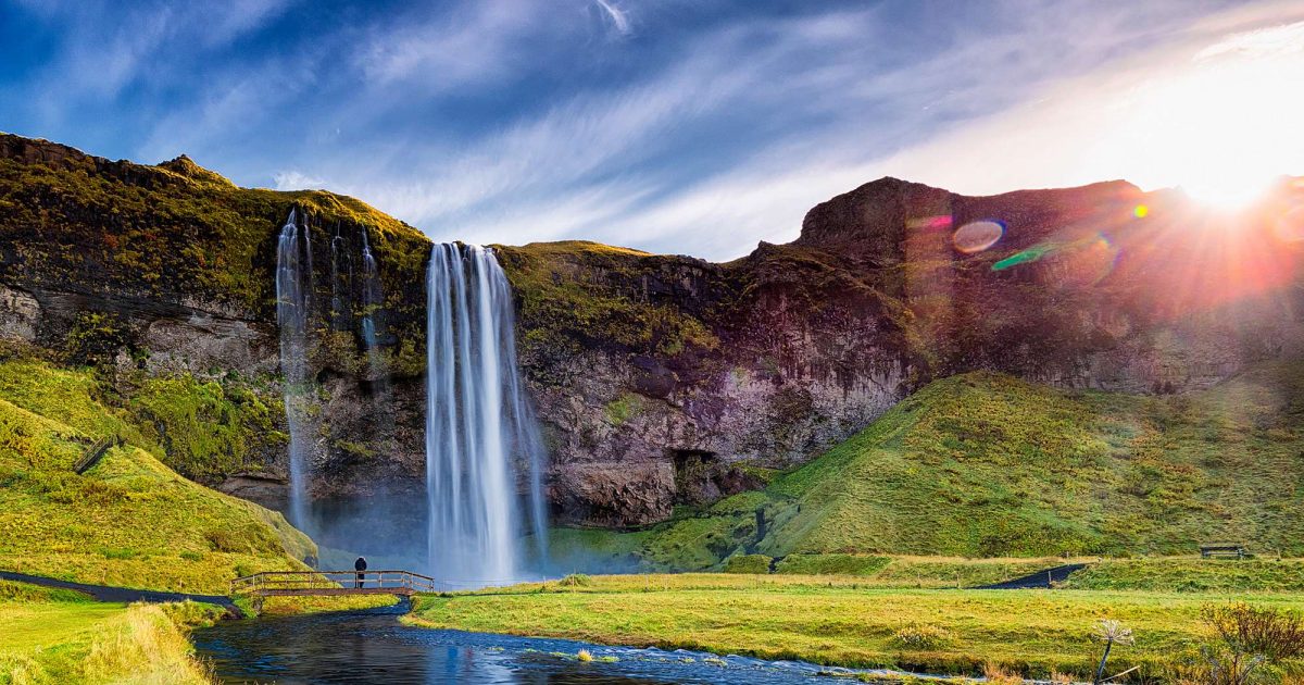 Travel Guides for Iceland