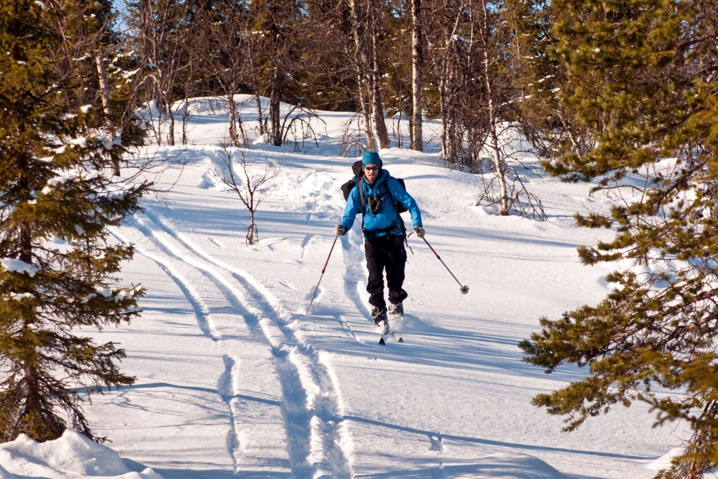 swedish lapland arctic retreat cross country skiing