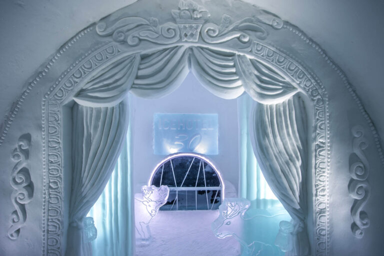 swedish lapland icehotel30 art suite a night at the theatre ak