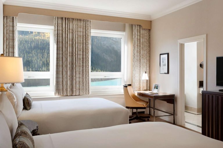 alberta fairmont chateau lake louise deluxe lakeview queens