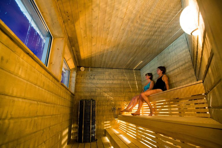 sweden camp ripan aurora spa sauna