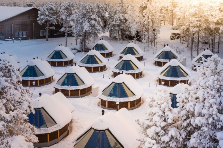 finland inari wilderness hotel aurora cabins