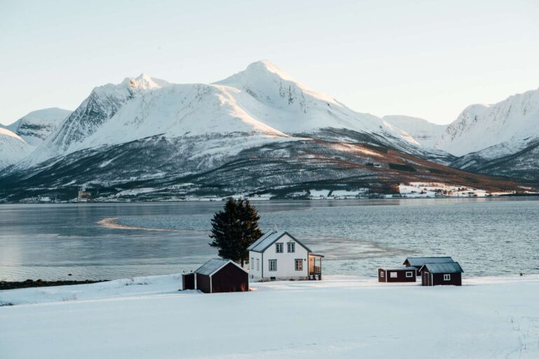 northern norway cabins beside malangsfjord winter gt