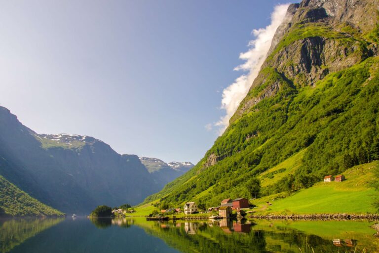 norway naeroyfjord scenic fjord do