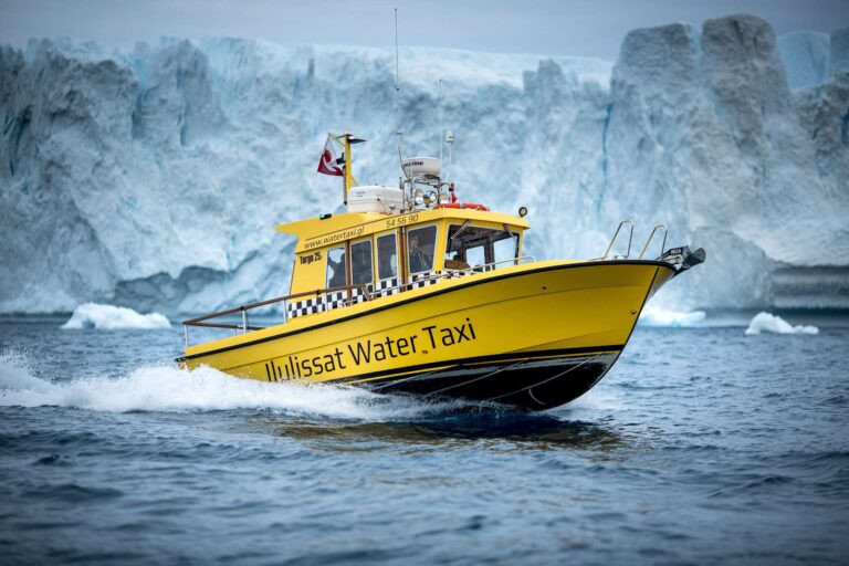 west greenland ilulissat water taxi vg