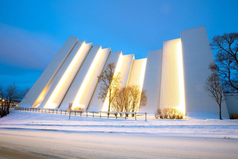 northern norway tromso arctic cathedral night istk