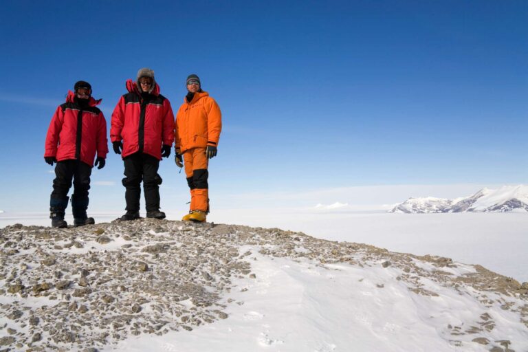 antarctica interior viewpoint near unon glacier ani