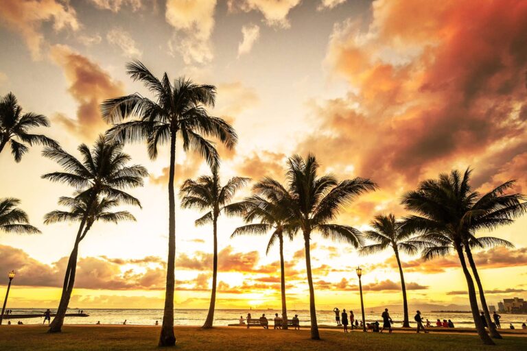 hawaii oahu sunset at waikiki beach istk
