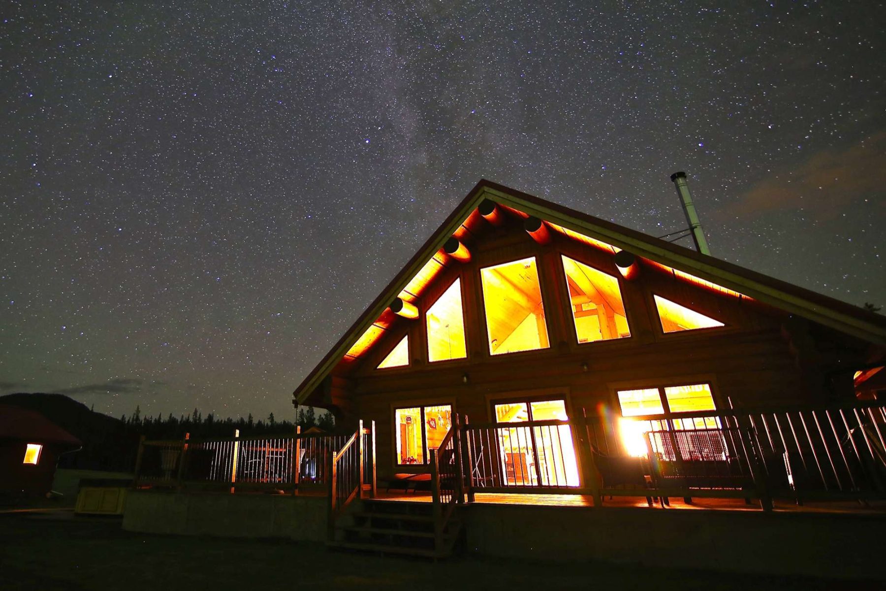yukon northern lights resort and spa starry sky
