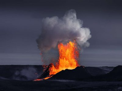 iceland volcanic eruption at fagradalsfjall may21 rth.png