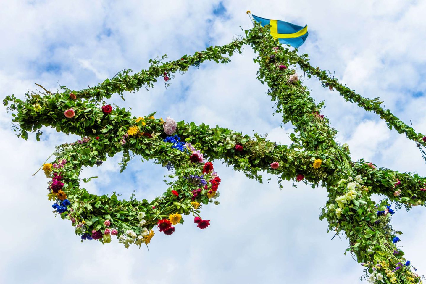 sweden midsummer decorated maypole istk