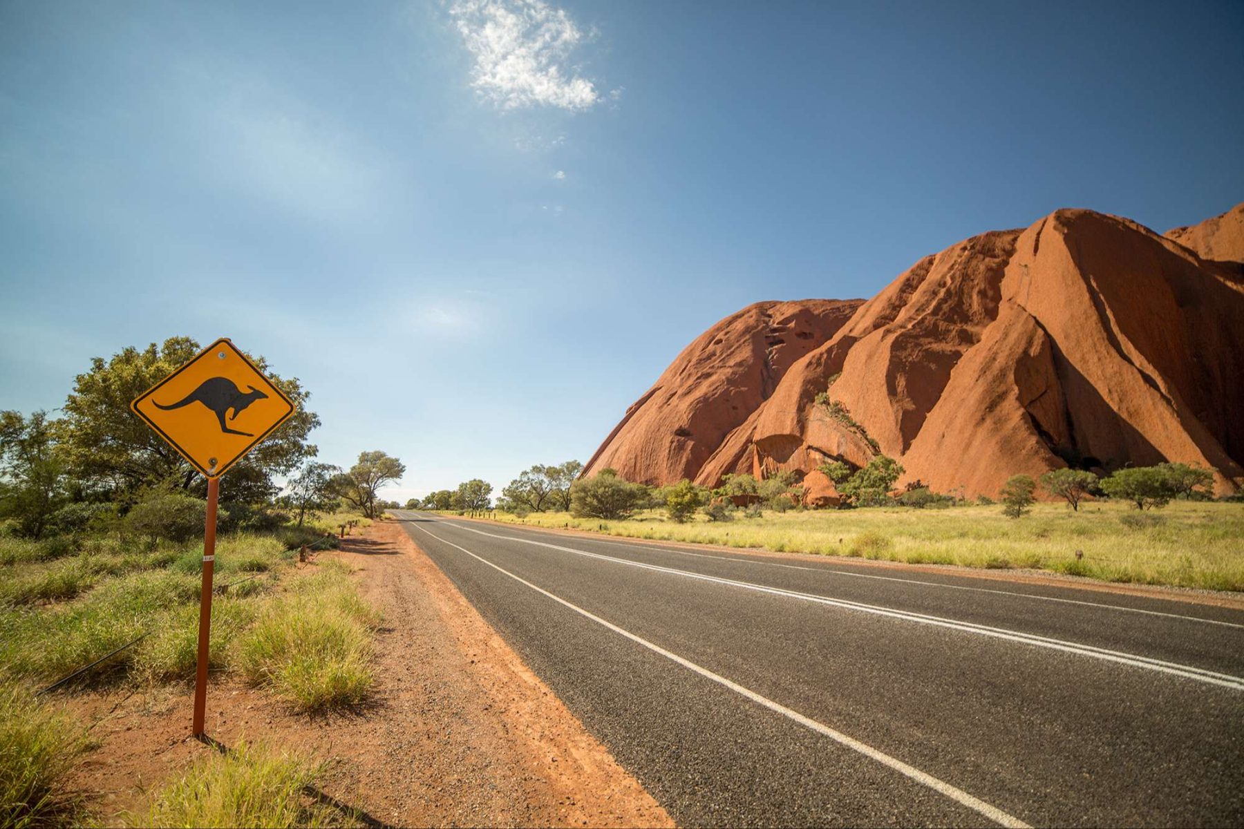 australia open road through red centre northern territory istk