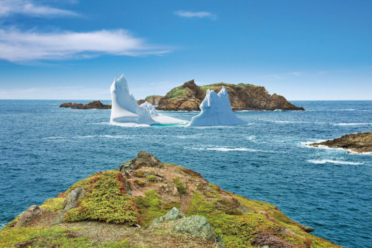 canada newfoundland twilingate iceberg barrettmackayphoto nlt