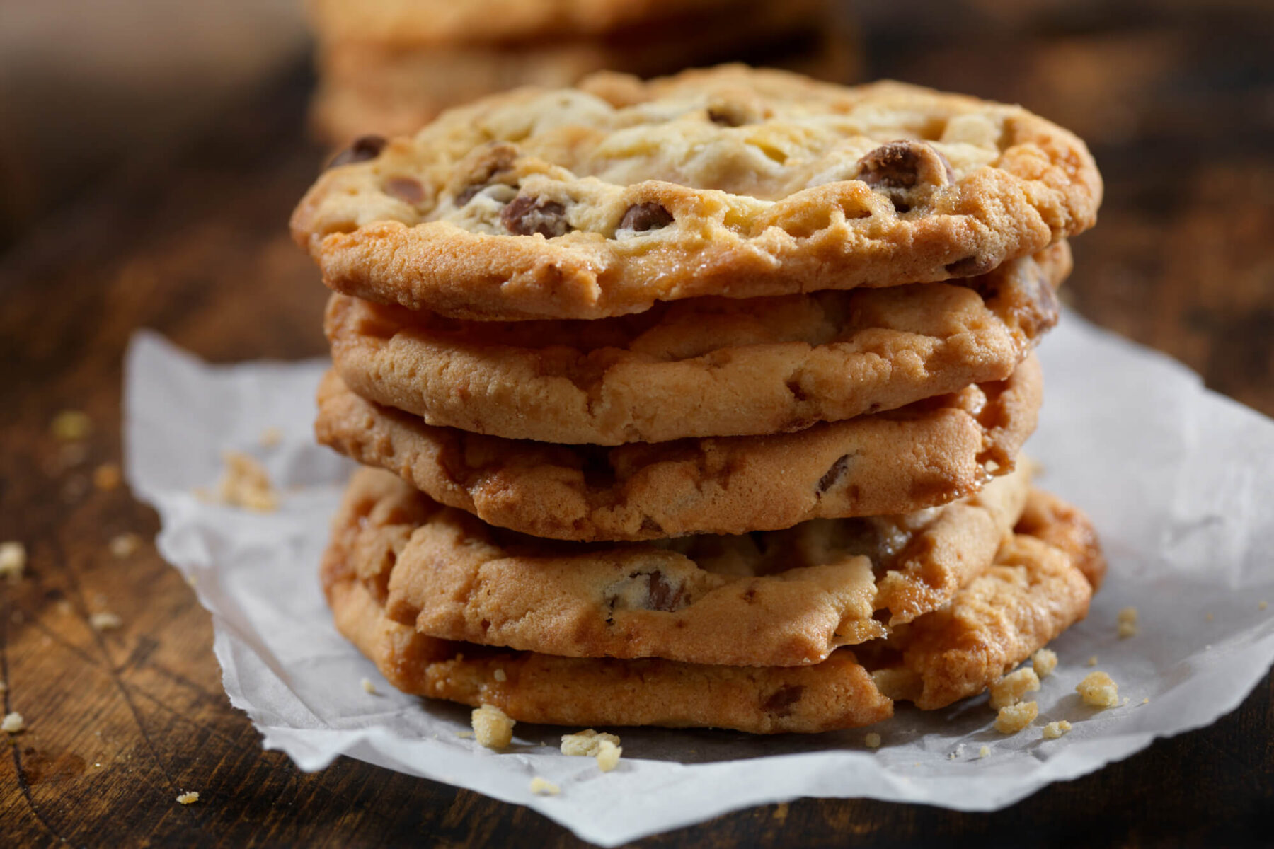 plate-of-cookies-istk