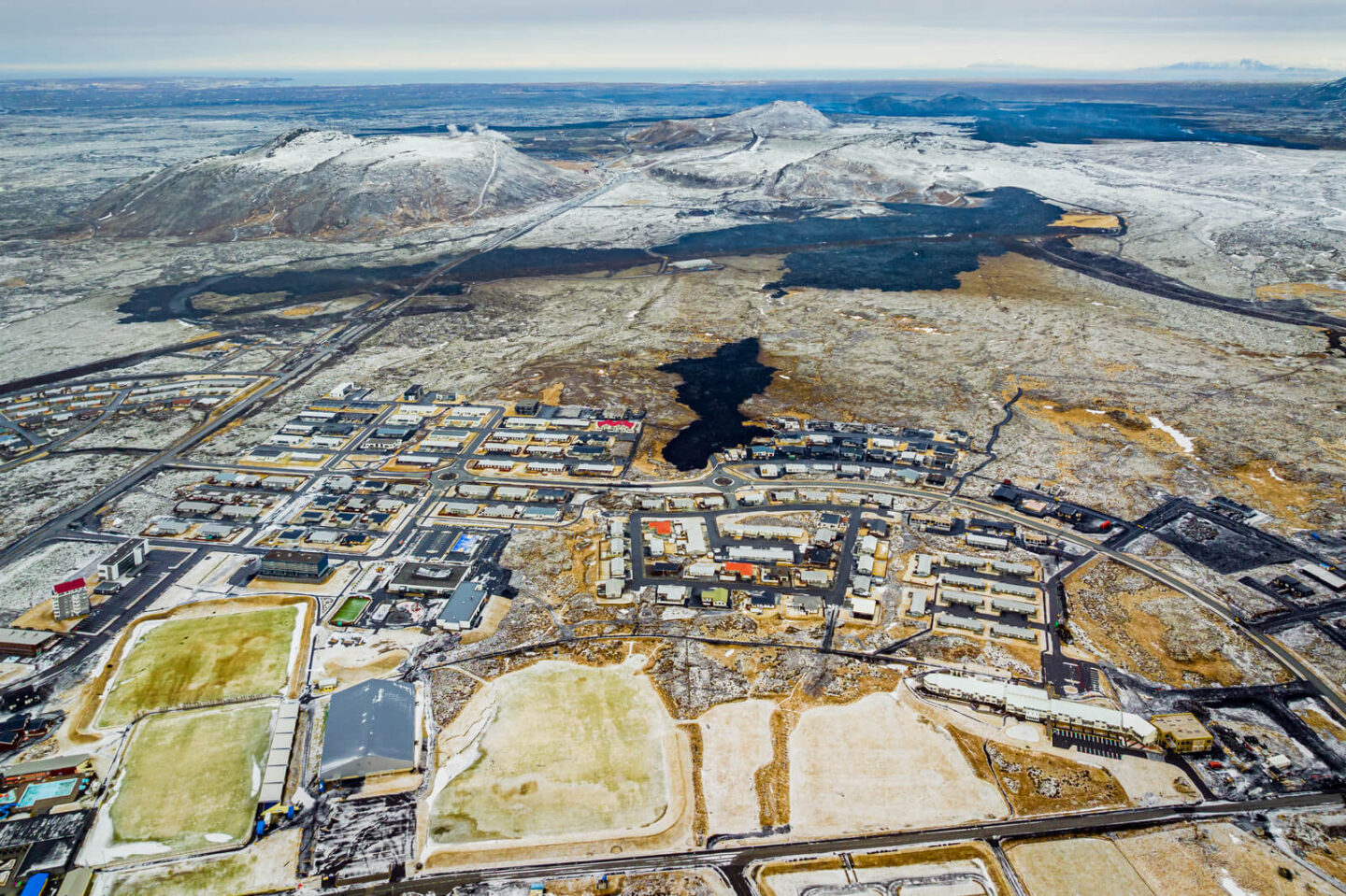 iceland-grindavik-town-new-lava-feb24-rth