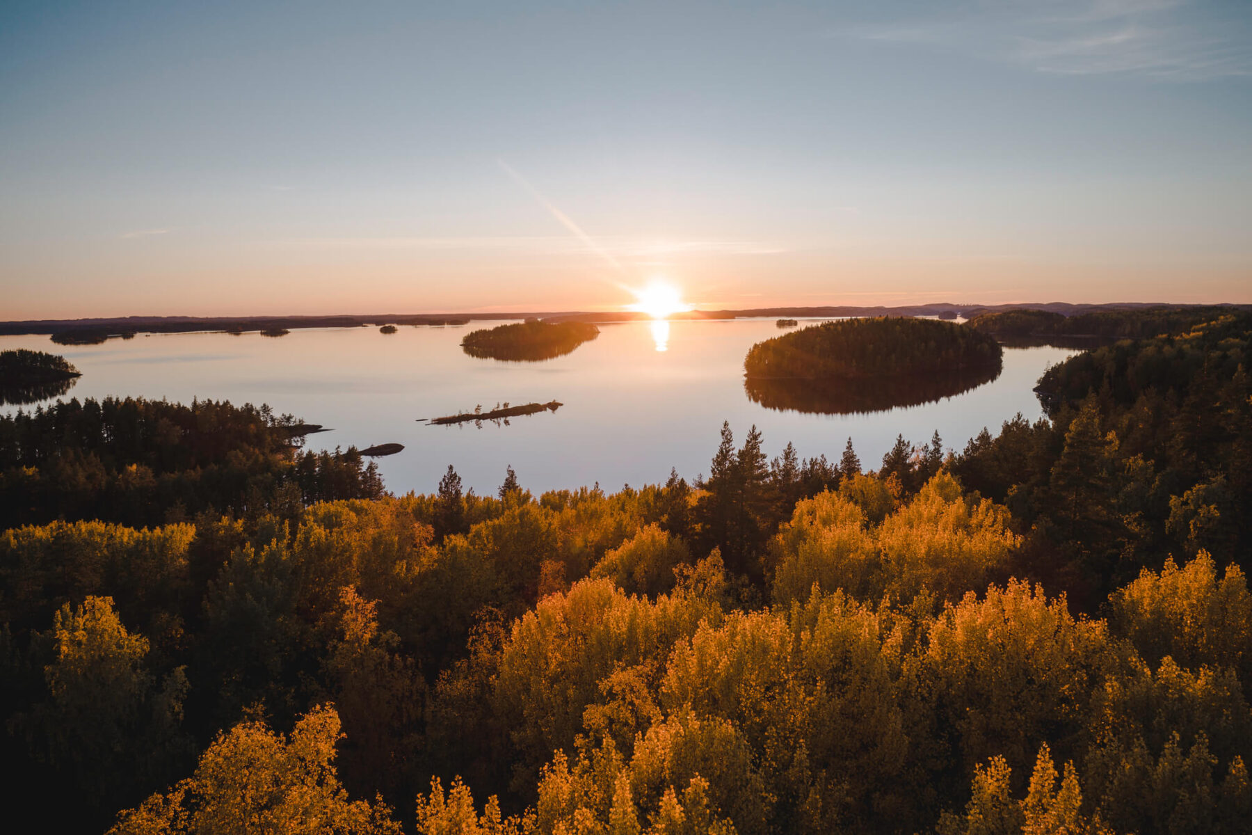 järvisydän-lakeview-autumn