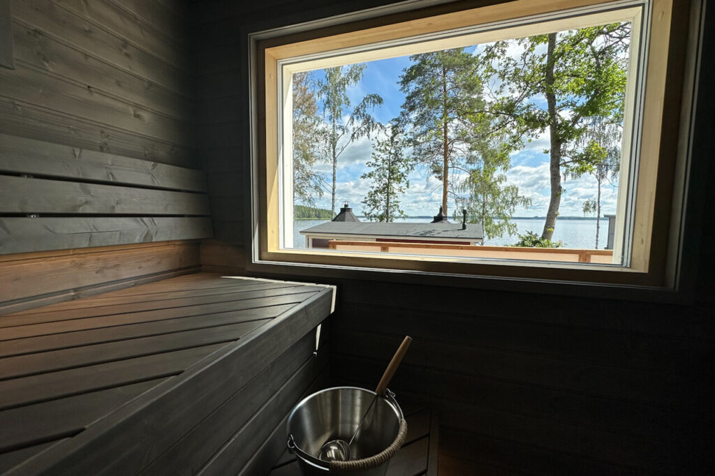 radalla-resort-lakeside-sauna-inside