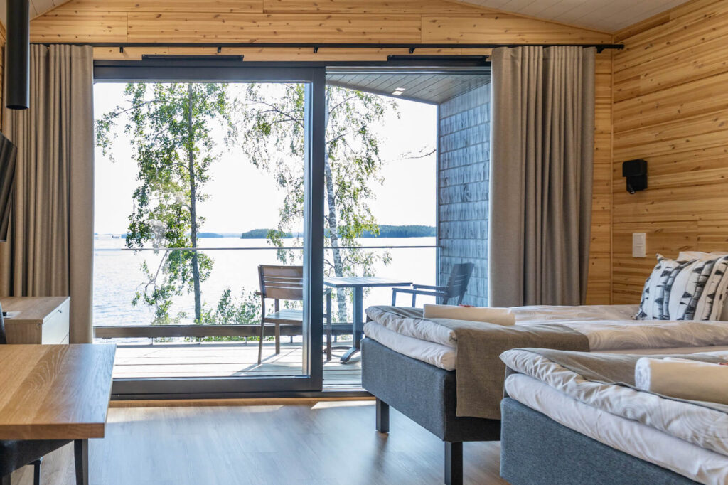 radalla-resort-lakeside-suites-bedroom