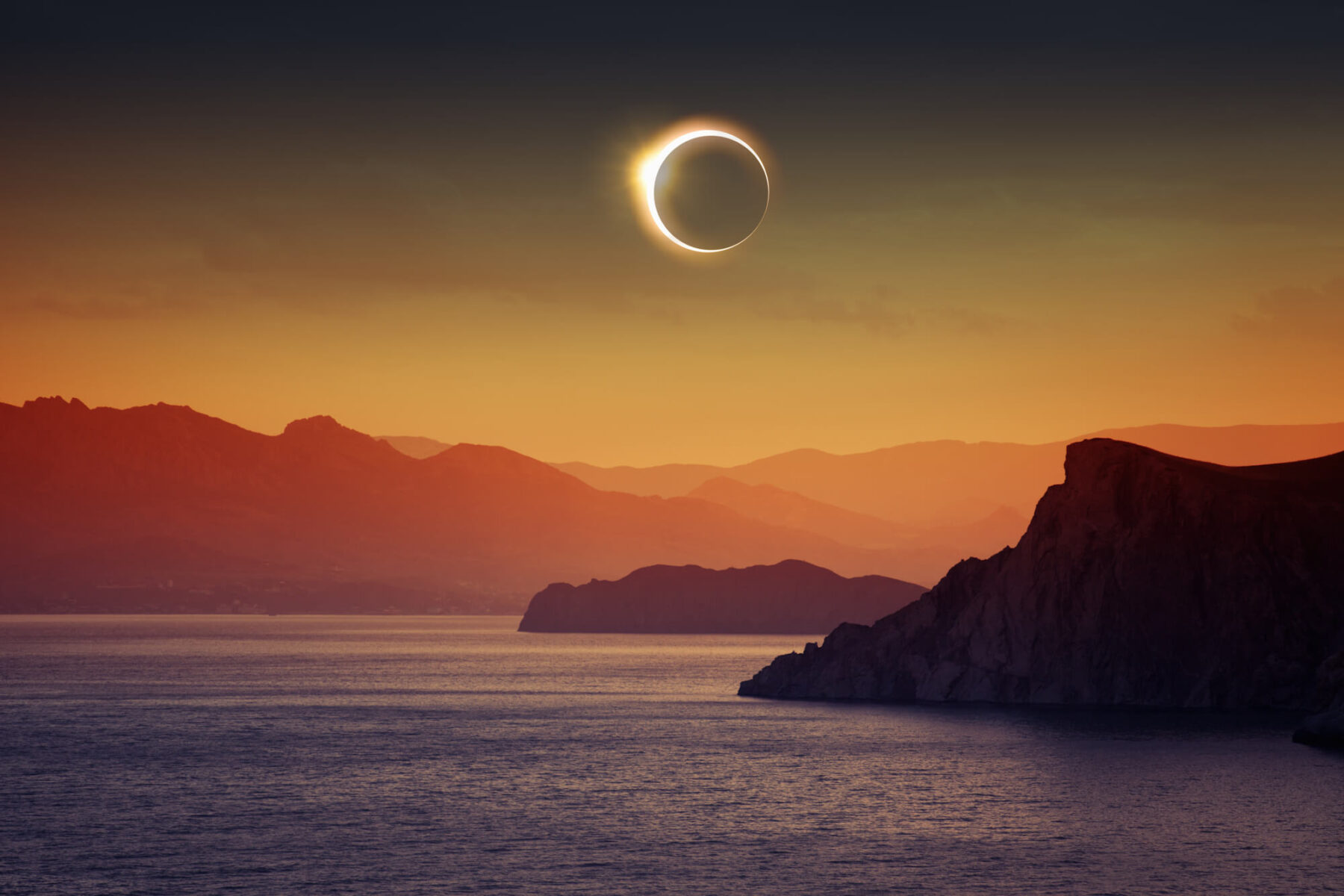 solar-eclipse-over-mountains-astk