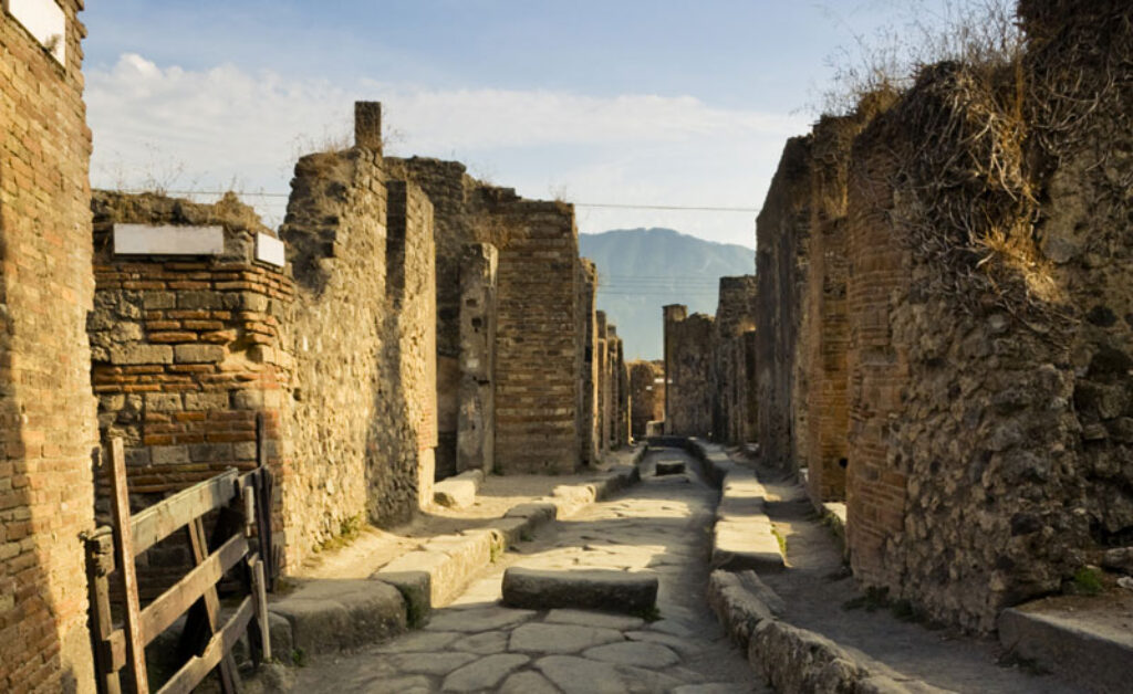 italy bay of naples pompeii street istock