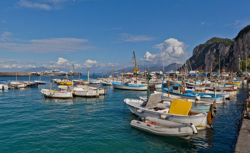 italy naples harbour isle of capri rth