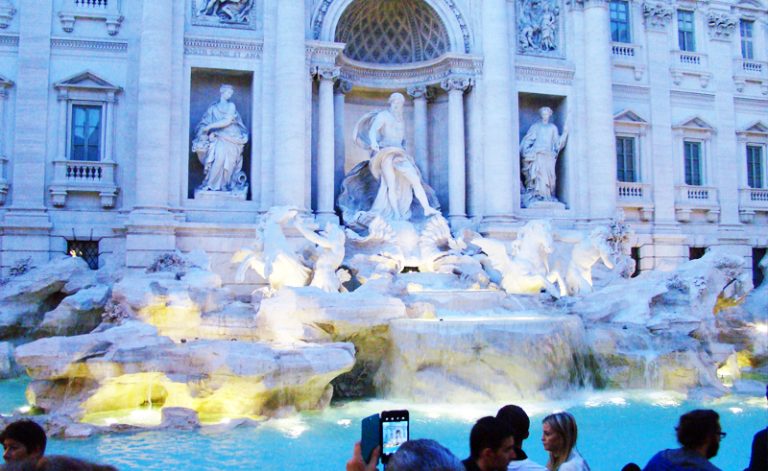 italy rome trevi fountain