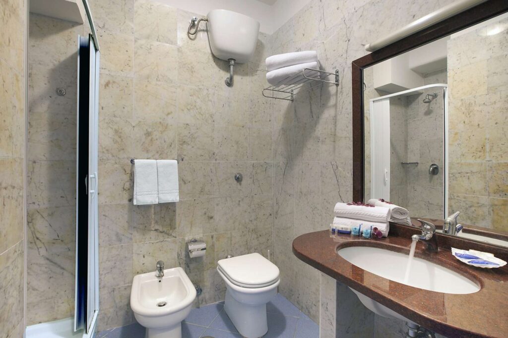 edu bon hotel mary bathroom