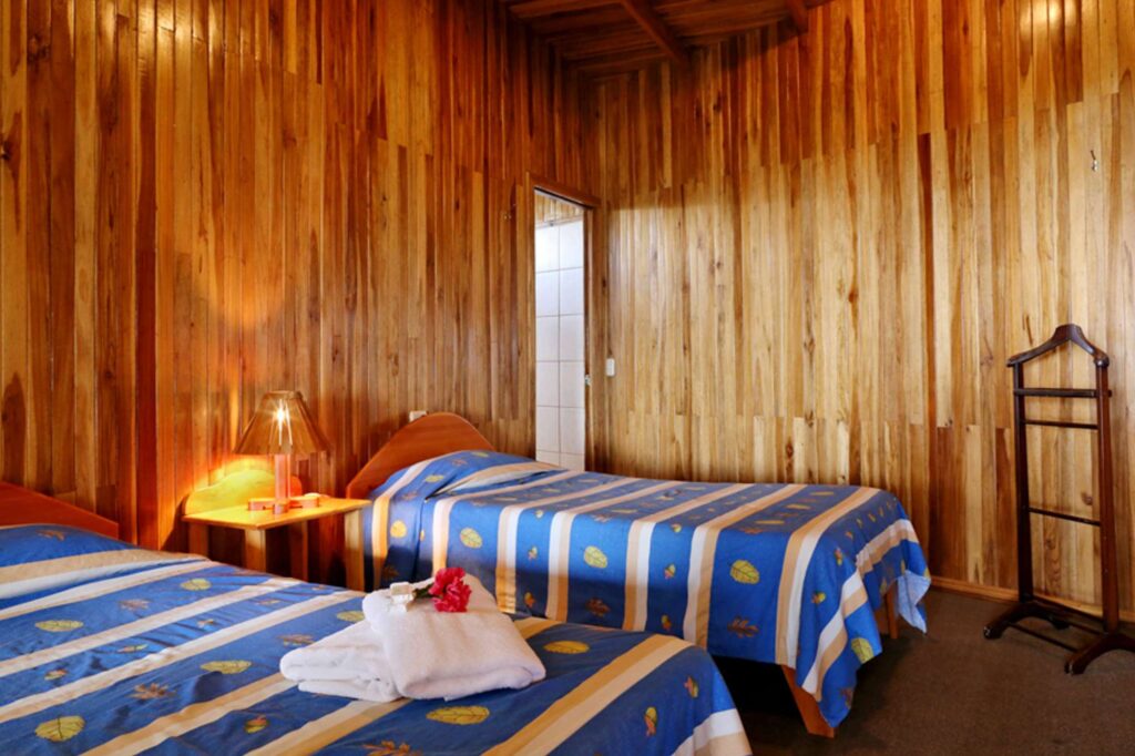 edu costarica hotel atardecer bedroom